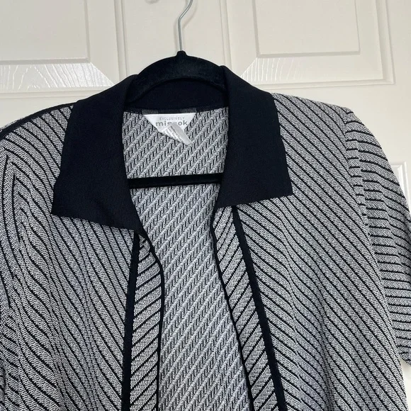 Exclusively Misook Black & White Open Front Short Sleeve Knit Cardigan M - Picture 7 of 11